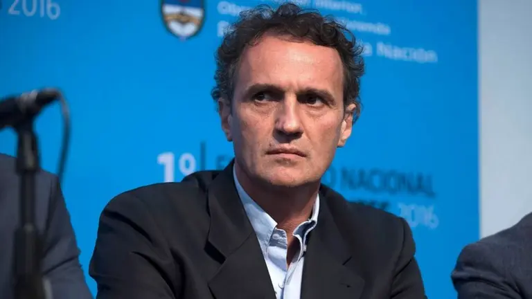 Continúa la "guerra de relatos" entre el Gobierno y el macrismo por la obra pública