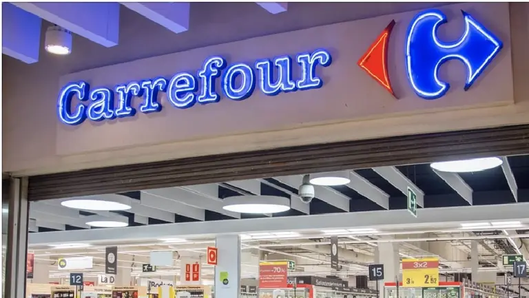 Carrefour planea levantar una mega torre en un predio de Carlos De Narváez