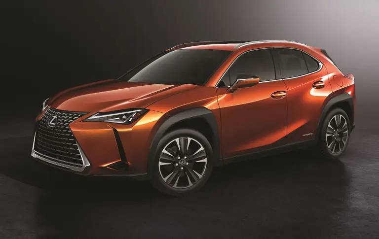 Cómo es la Lexus UX, el modelo híbrido más accesible de la gama de los SUV