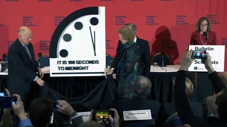 Más cerca que nunca del Apocalipsis: La humanidad está a 100 segundos de su fin