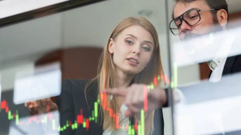 El irresistible atractivo de las "fintech": por qué los talentos jóvenes quieren dejar sus empresas para trabajar allí