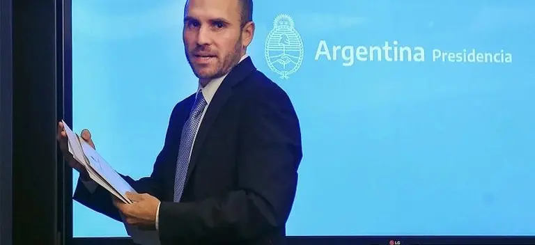 Primer traspié para Martín Guzmán: sólo el 10% de los acreedores aceptó el canje del bono Dual