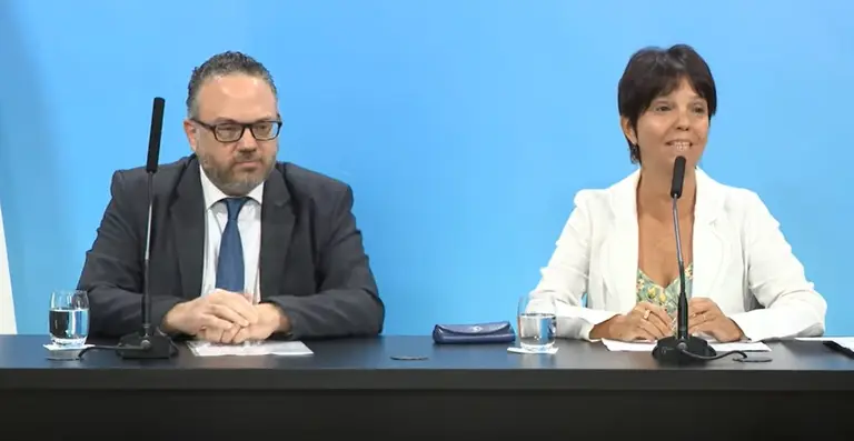 El Gobierno puso en marcha la moratoria para Pymes y monotributistas