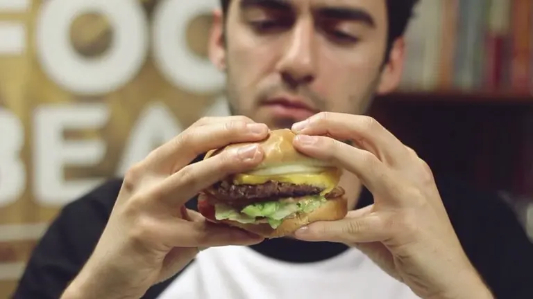 Boom de alimentos 4.0 en Argentina: llega la hamburguesa de Jeff Bezos y más empresas se suman al negocio