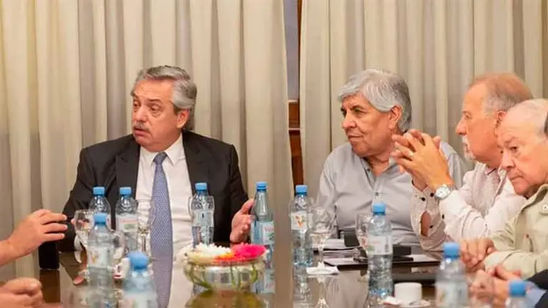 Sorpresivo encuentro de Alberto Fernández y Hugo Moyano en Casa Rosada