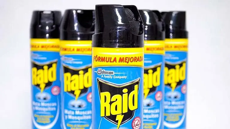 ANMAT prohibió la comercialización de los insecticidas Fuyi y Raid