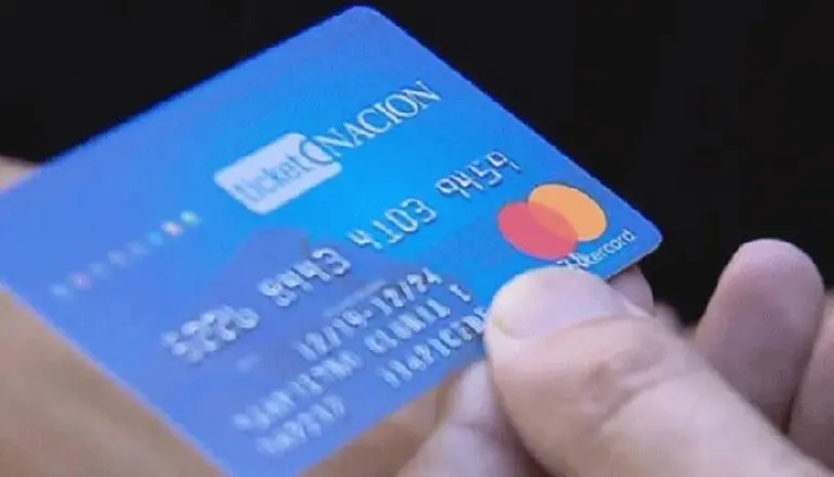 El Gobierno evalúa un incremento de tarjeta alimentaria ante aumentos desmedidos de alimentos en barrios más pobres