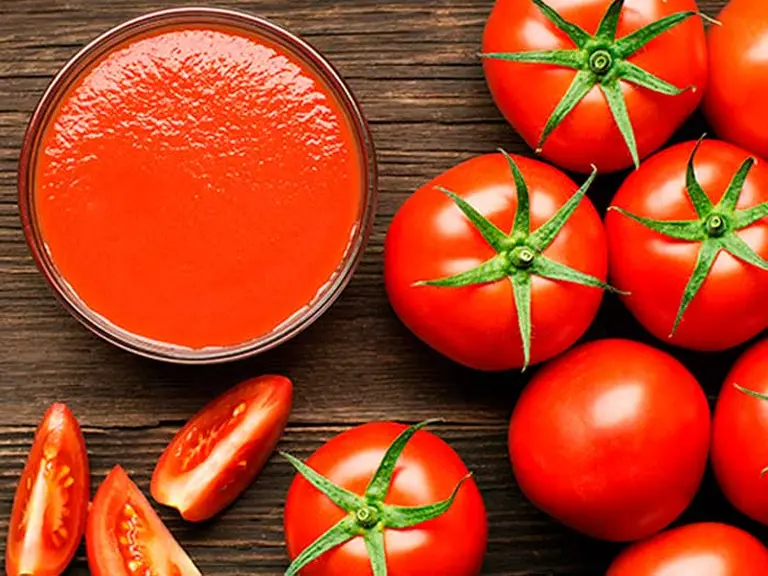 ANMAT prohibió un puré de tomate y ordenó el retiro preventivo de una marca de insecticidas