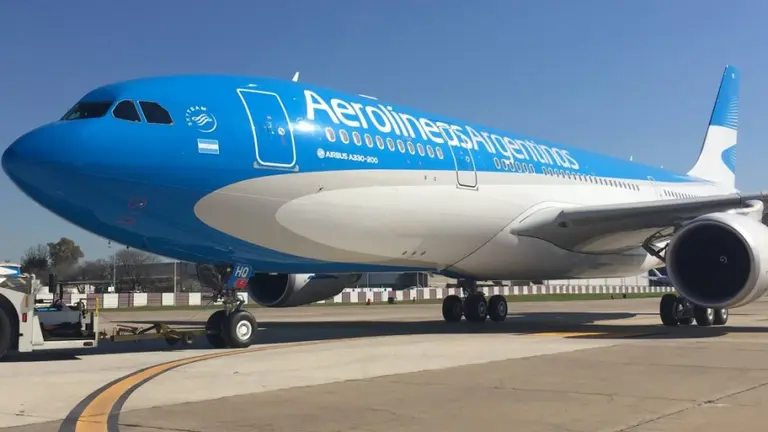 Aerolíneas Argentinas prepara un operativo para repatriar a 5.000 argentinos del exterior