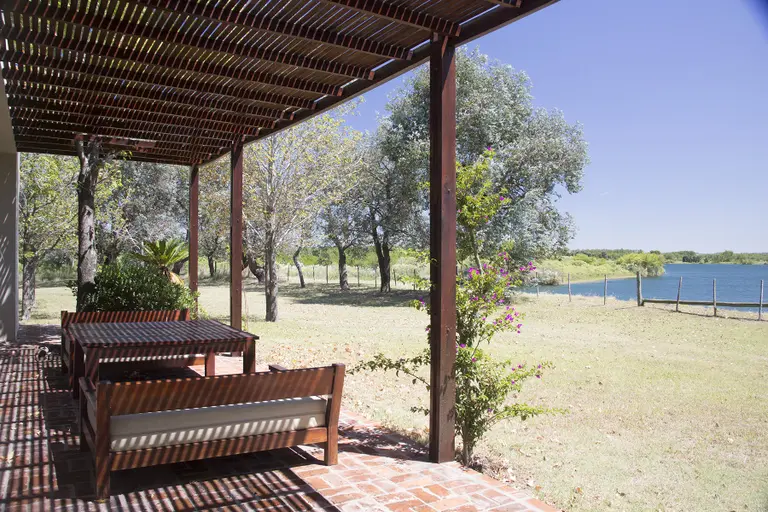 Presentan renovado emprendimiento en Villa Rosa Pilar