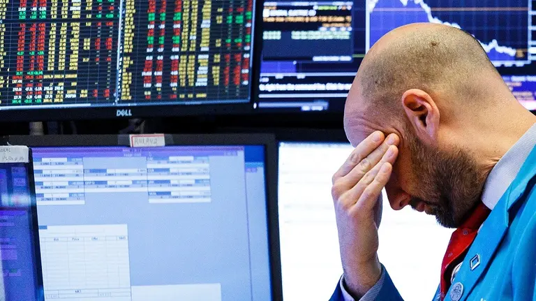 JPMorgan baraja una "recesión global" por el impacto del COVID-19 en su última previsión