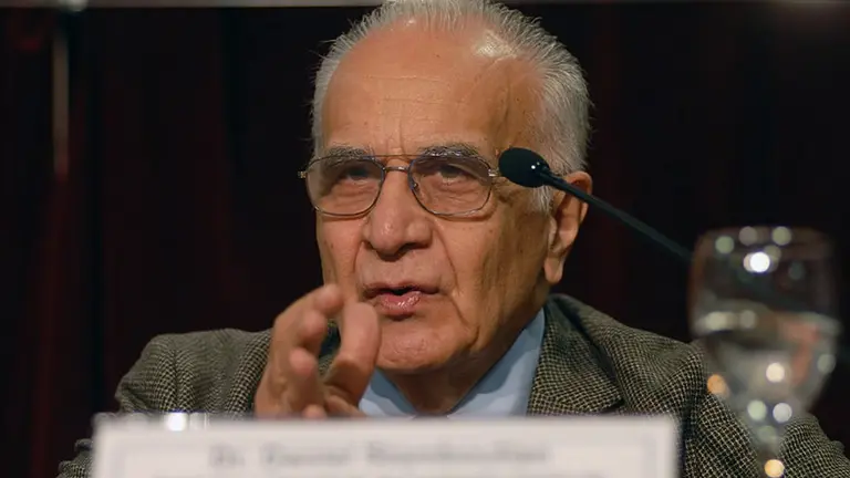 "El coronavirus podría desaparecer solo como lo hizo el SARS en 2003"