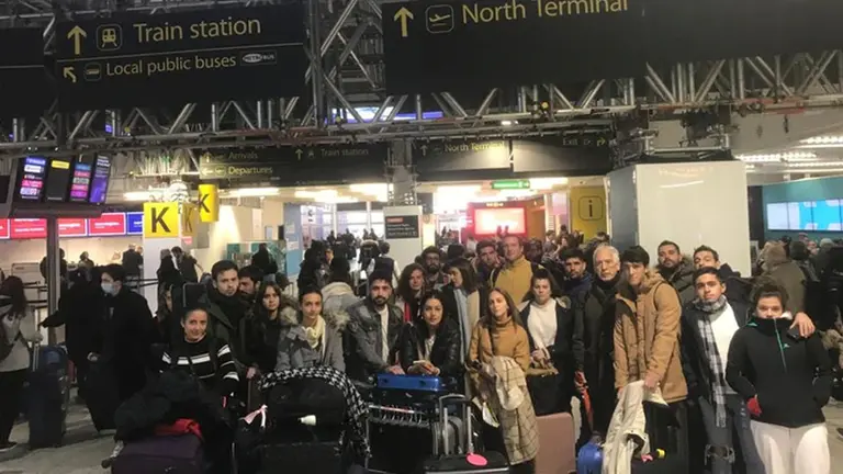 Alerta por coronavirus: hay más de 300 argentinos varados en Londres