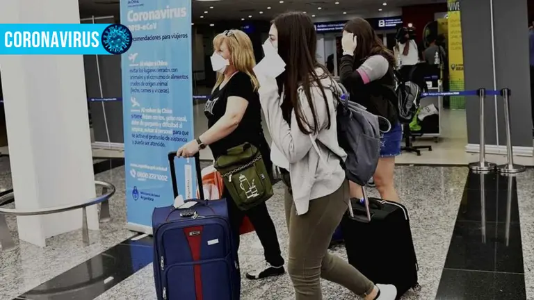 Argentina se aísla más frente al coronavirus: suma a la lista roja a Chile y Brasil