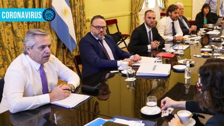 Decisión drástica del Gobierno: licencias y trabajo domiciliario para empleados públicos