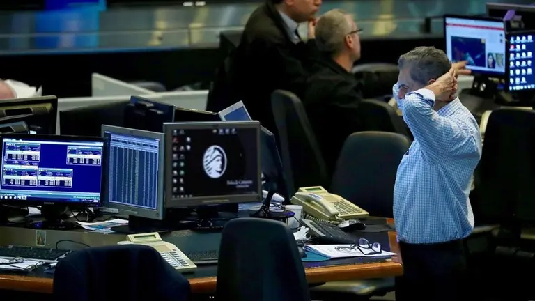 Efecto coronavirus: mercados internacionales vuelven a operar en negativo