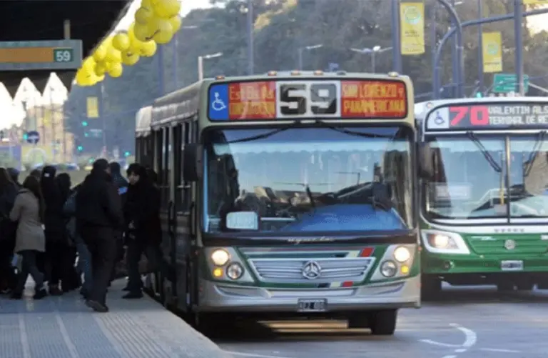 Nuevo protocolo para el transporte:  tomarán temperatura a choferes y se extreman las medidas de limpieza