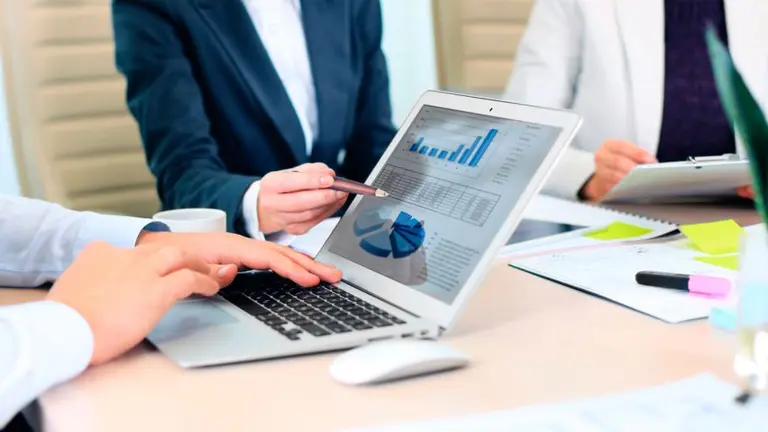 Consultor de empresas, escéptico sobre créditos a pymes: "A los bancos no les interesa"