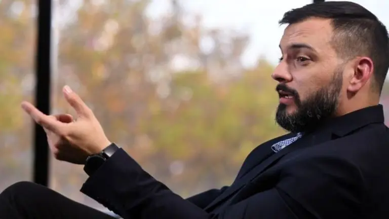 Álvarez Agis: "Una cuarentena larga y default sería la tormenta perfecta para la economía"