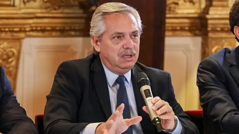 Alberto Fernández envío un mensaje a Techint: no permitirá despidos en empresas durante la pandemia