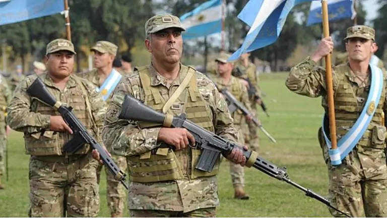 Las Fuerzas Armadas preparan hospitales y aviones para combatir la pandemia