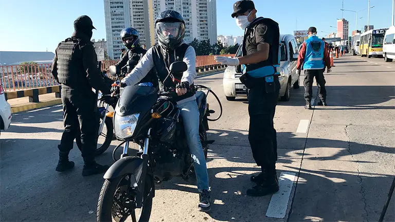 Coronavirus en Argentina: ya hay más de 3.200 detenidos por violar la cuarentena