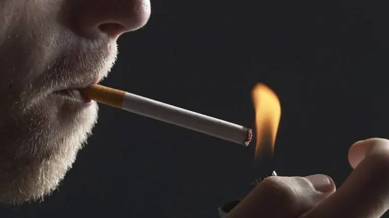 Tabaco: el Gobierno reglamentó la nueva alícuota del impuesto al cigarrillo que sube del 70% al 73%