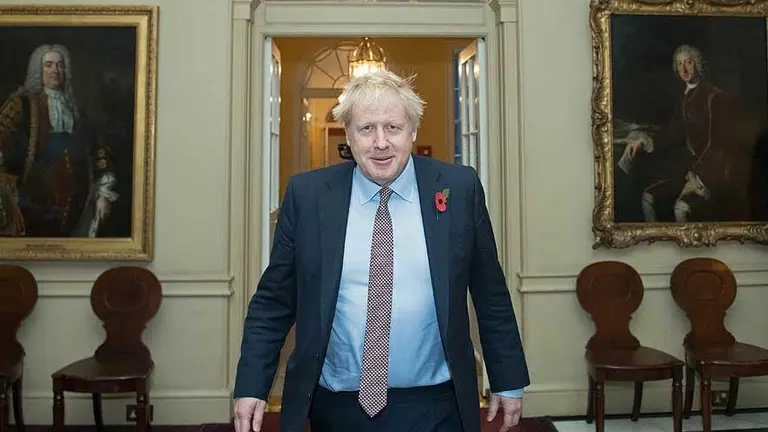 ¿Qué país pagará a trabajadores autónomos el 80% de sus ingresos mensuales?