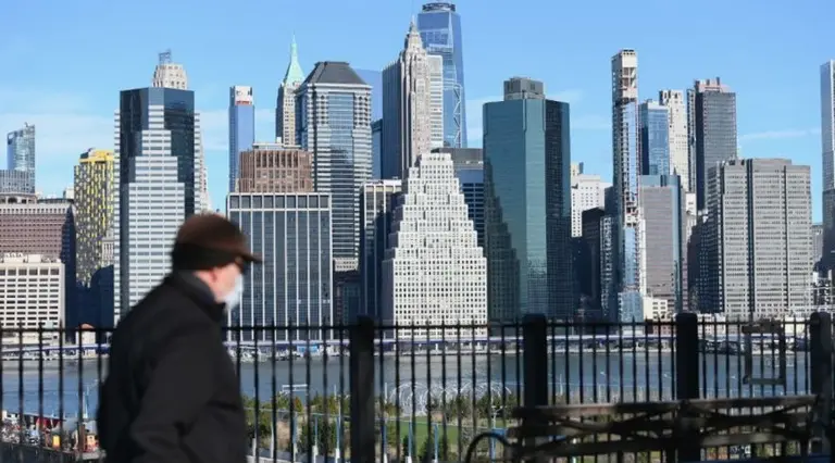 Crece la preocupación: Nueva York enfrenta un catastrófico impacto por la pandemia mundial