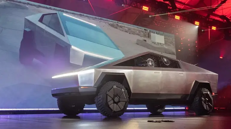 ¿Cuál es el fabricante de autos con mayor valoración de la historia?