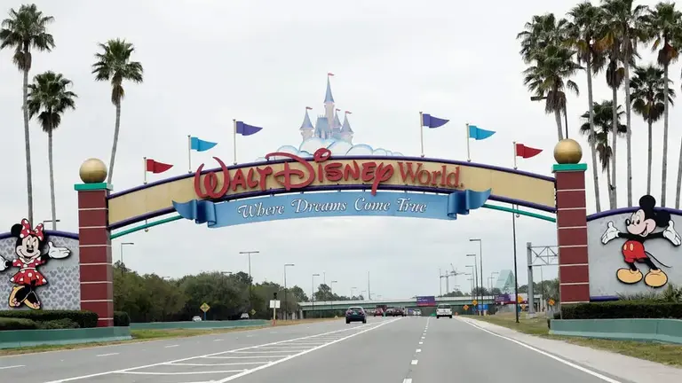 Despidos masivos en Disney: miles de empleados quedan sin trabajo por el impacto económico de la pandemia
