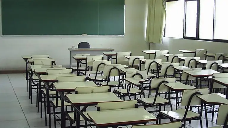 Gremios docentes no acordaron aumento de sueldo y convocan a paro nacional para este día