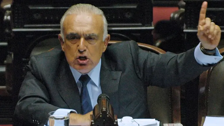 Un peronista histórico afirmó que se adelantarán las elecciones presidenciales