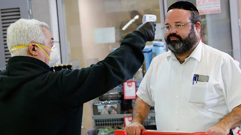 El descenso continuo de contagios indica que Israel podría haber alcanzado la inmunidad colectiva