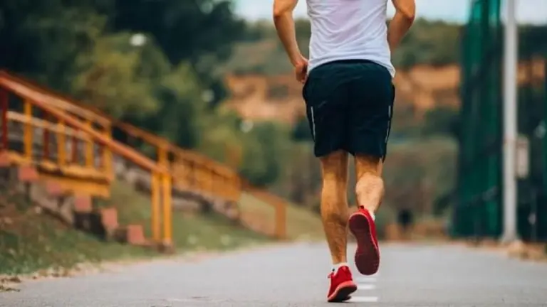 Desde hoy en CABA hay que salir a correr por número de DNI y vencen algunos permisos