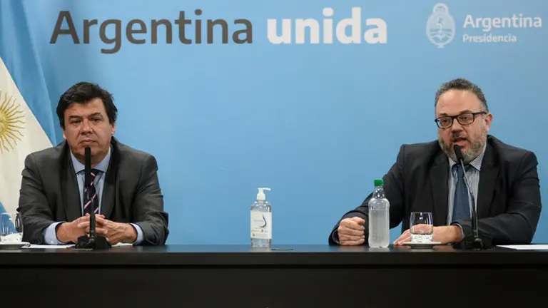 Según el Gobierno, el 80% de los trabajadores privados cobrará el sueldo de abril con ayuda del Estado