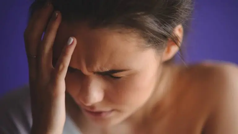 Los síntomas de coronavirus también incluyen riesgo de ACV y convulsiones