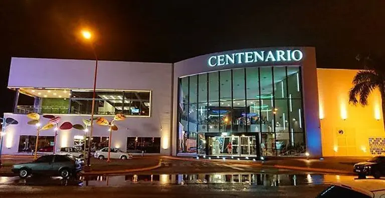 Polémica autorización para la reapertura de un shopping en plena cuarentena