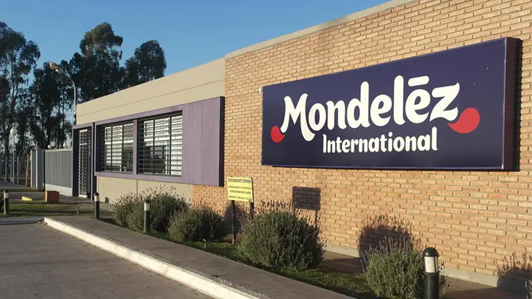 Fuerte reclamo gremial a Mondelez por suspensiones, despidos y rebajas salariales