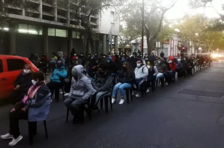 Anses: cuándo cobrarán los $10.000 de IFE quienes lo hacen por Correo