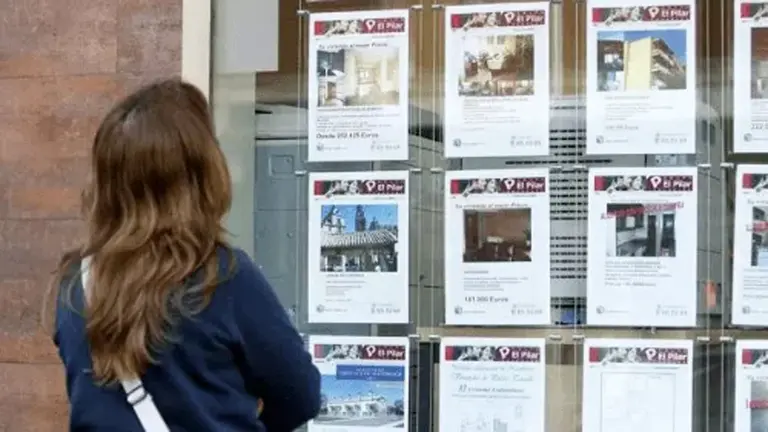 Alerta por desplome de precios en dólares de propiedades: así son las rebajas que se negocian