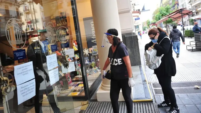 Cómo serían los permisos para runners y la reapertura de locales de ropa en la Ciudad