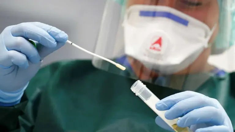 Se registró en el país la primera muerte causada por la cepa brasileña de coronavirus