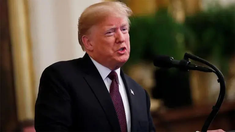 Trump está "considerando" prohibir el uso de una aplicación popular en los Estados Unidos