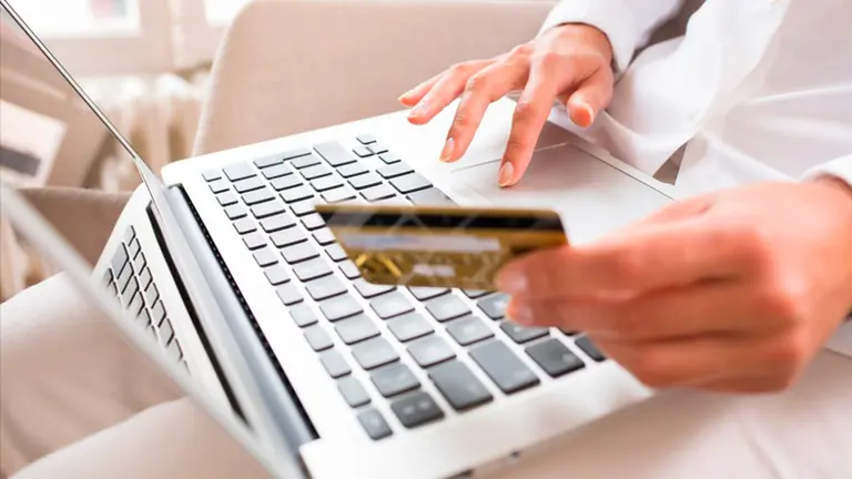 Buscan suspender los intereses en tarjetas de crédito durante la cuarentena