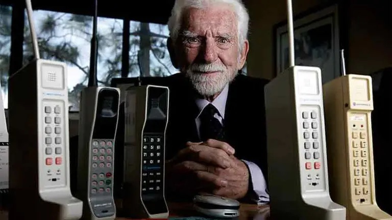 Cómo serán los teléfonos móviles del futuro, según Martin Cooper