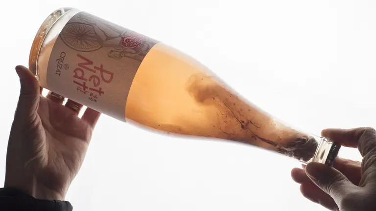 ¿Vinos con manual de instrucciones para abrir?: llegan los Pet Nat