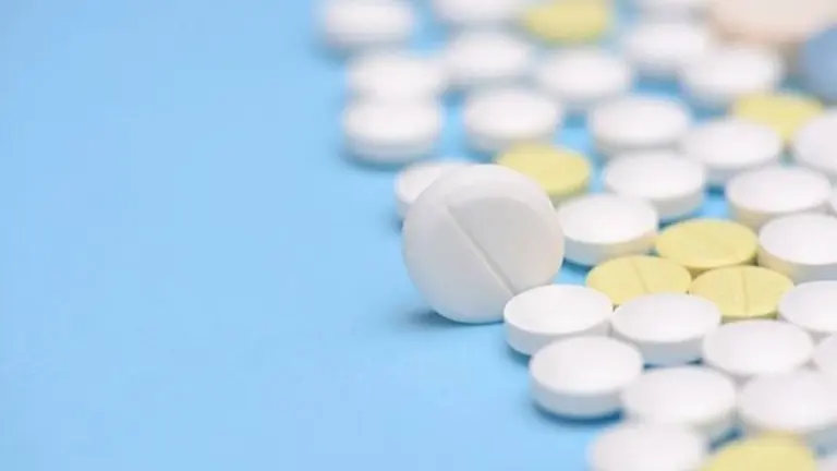 Qué medicamento de uso común podría usarse para tratar el Covid-19