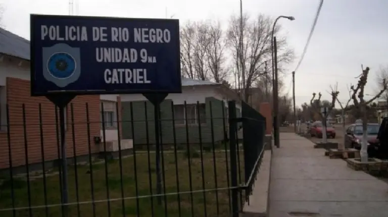 Se emborrachó, entró a robar a una casa y quiso huir en una bicicleta fija: lo detuvieron