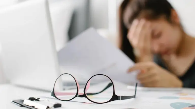 ¿Qué define si tu trabajo es insalubre y qué beneficios se pueden exigir?